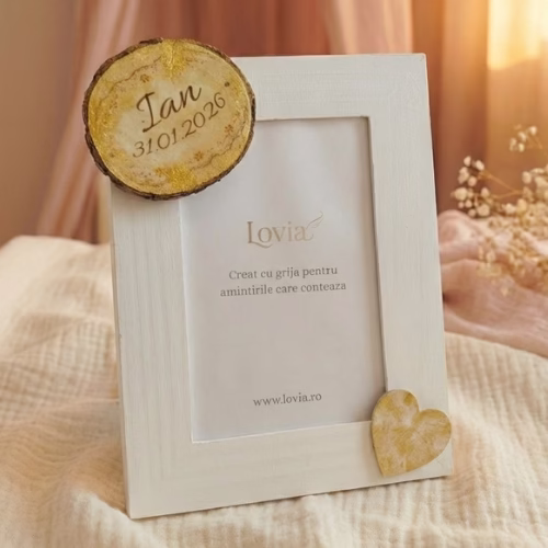 Lovia - Trusouri de botez personalizate, realizate manual, pentru amintiri care rămân