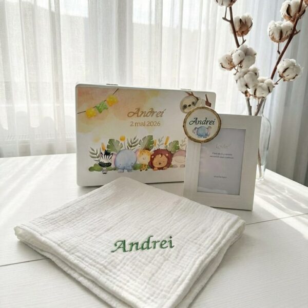 set cadou baieti safari, cutie lemn amintiri, cadou botez baiat