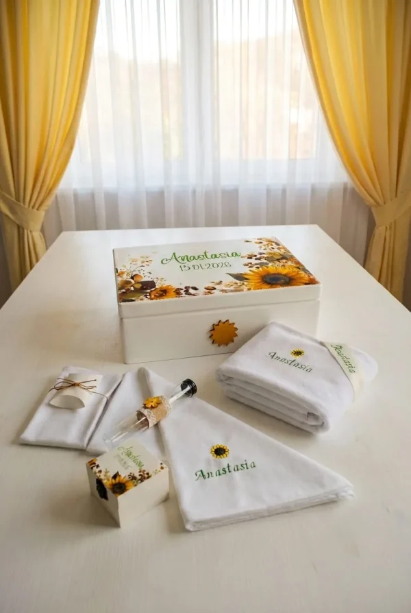 trusou botez floarea soarelui, trusou fara lumanare, trusou biserica, trusou personalizat trusou botez floarea soarelui, trusou fara lumanare, trusou biserica, trusou personalizat