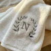 prosop cu broderie, prosop brodat cu nume, prosop personalizat