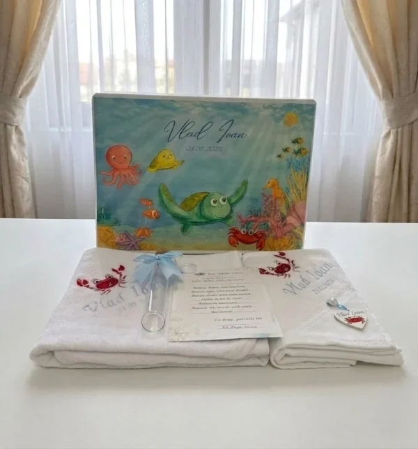 trusou botez tema marina, trusou fara lumanare, trusou in cutie de lemn cu pesti
